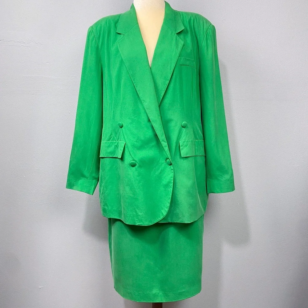 Vintage 80s Apart Skirt Suit Sz 16 Green Silk Power Bold Maximalist Matching Set